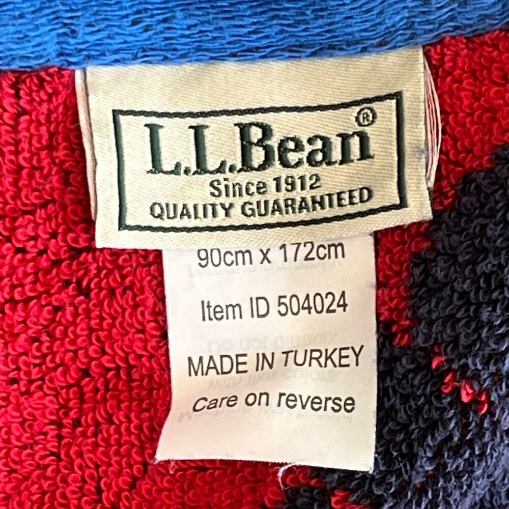 LL Bean Seaside Beach Towel Bath Pool Towel 35x68 Lobster Blue/Red Ocean Large - Picture 10 of 11